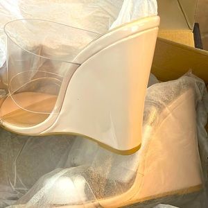 Clear strap wedge shoes